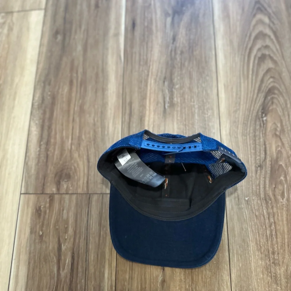 Sitka youth meshback trucker cap NWT